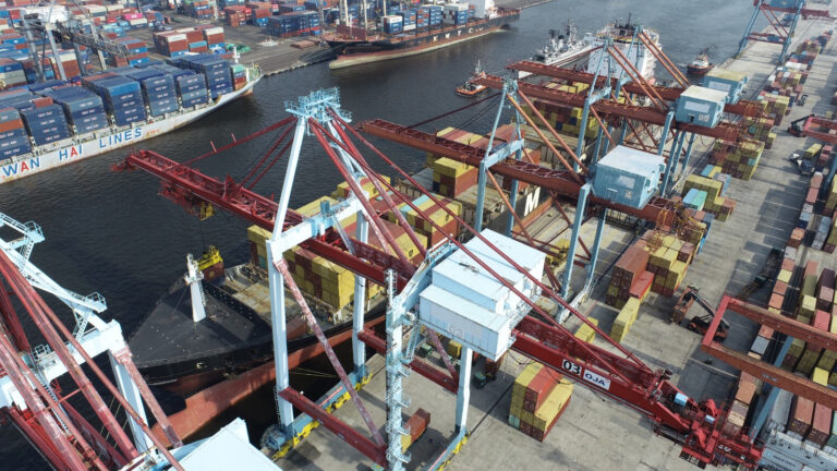 Logistik Tetap Bergerak, IPC TPK Siaga Penuh Hadapi Libur Panjang Lebaran